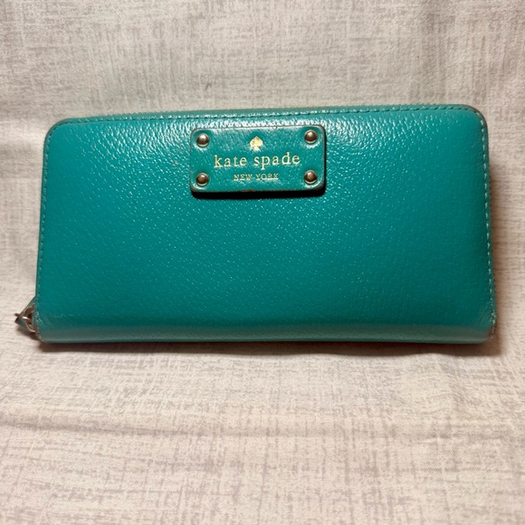 Kate Spade Wellesley Neda Teal Zip-Around Wallet Wristlet- Discontinued - Picture 1 of 15